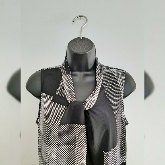 Karl Lagerfeld sleeveless blouse black white - Picture 2 of 6